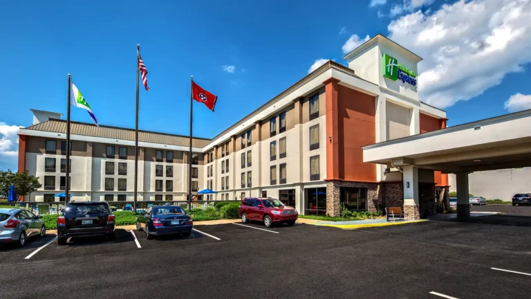 Holiday Inn Express Memphis FCM Hotel Management